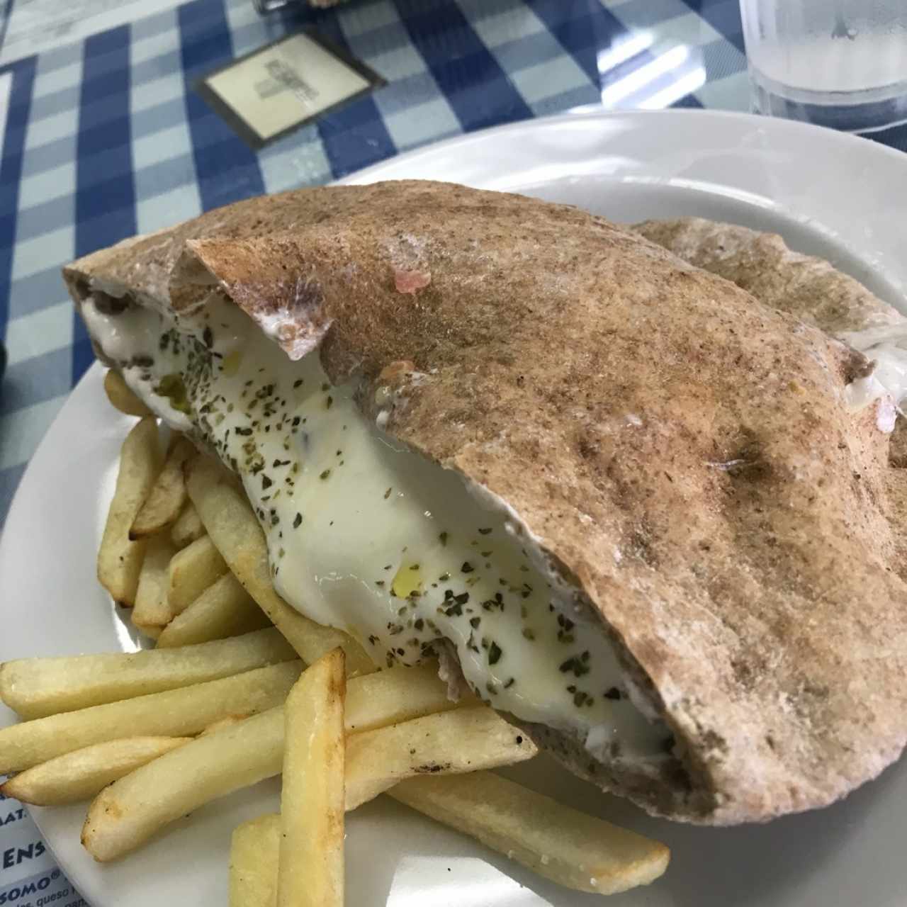 Gyro de pierna en pan pita integral