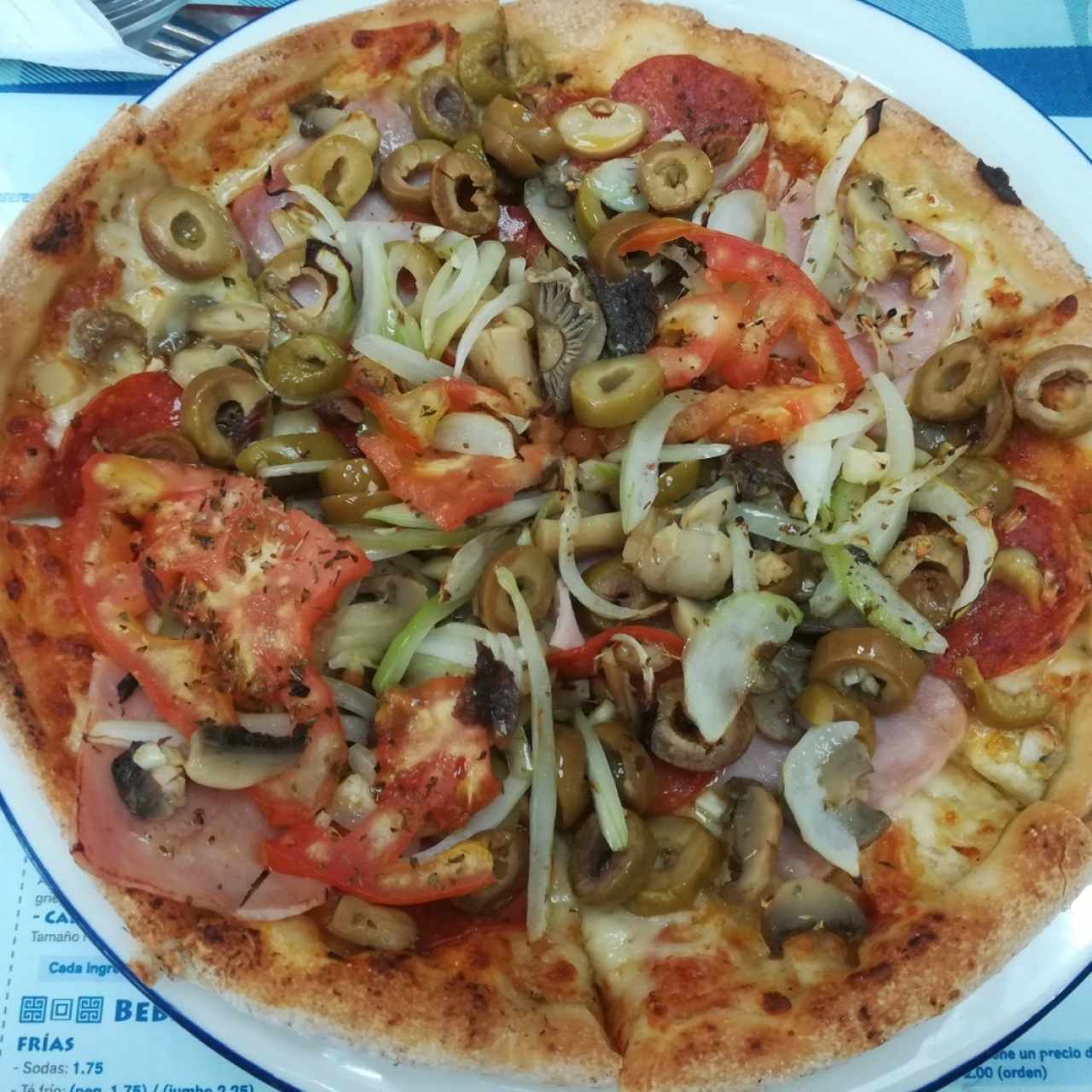 Pizza Ateniense