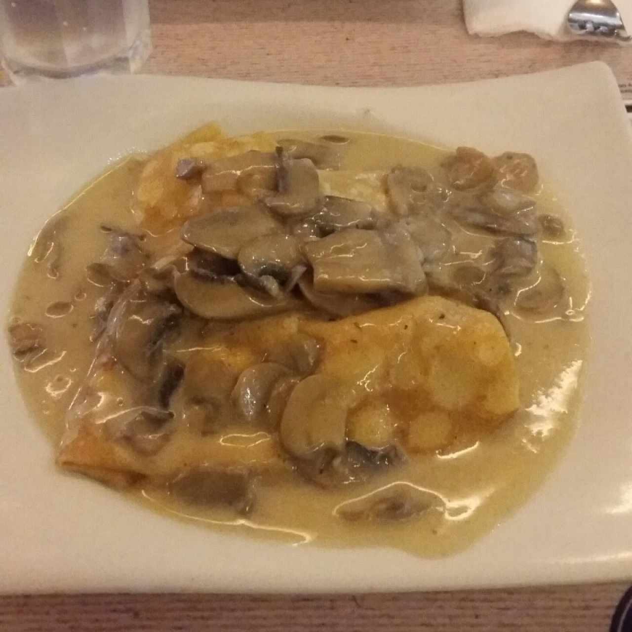 Crepe de Pollo, Queso y Hongos