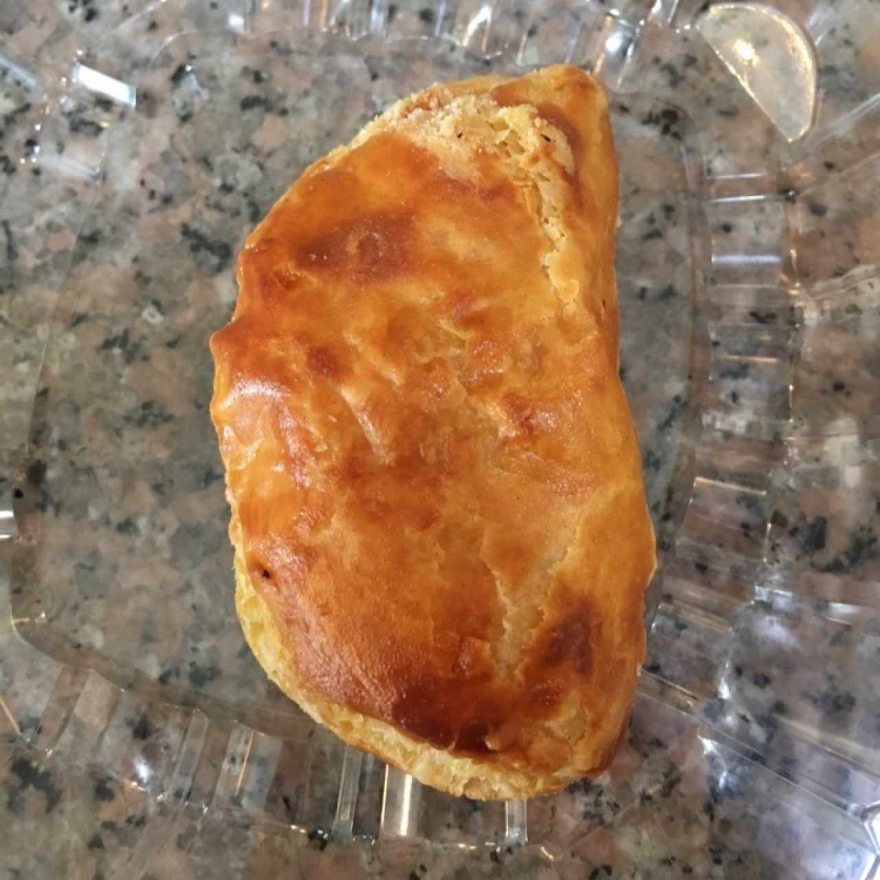 Empanada de queso ahumado