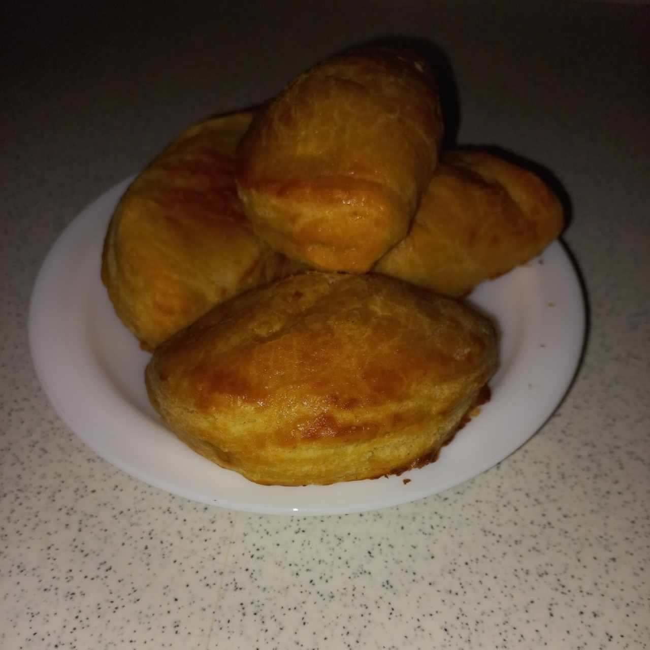 Empanaditas de queso ahumado