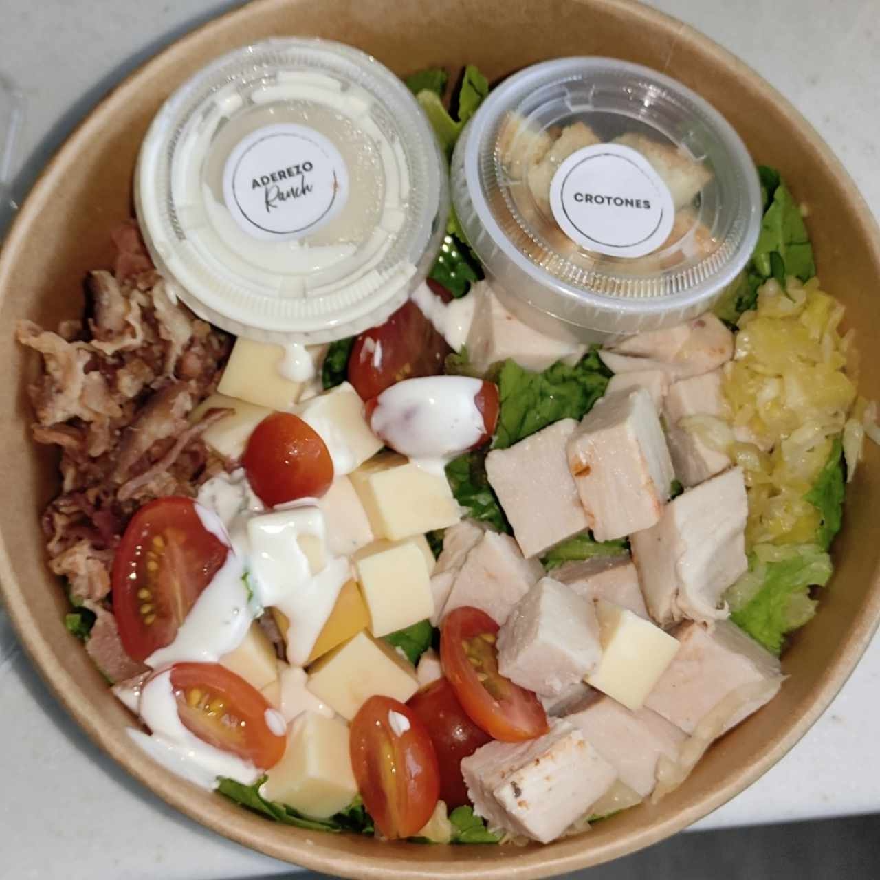 Board's Head Turkey & Gouda Salad