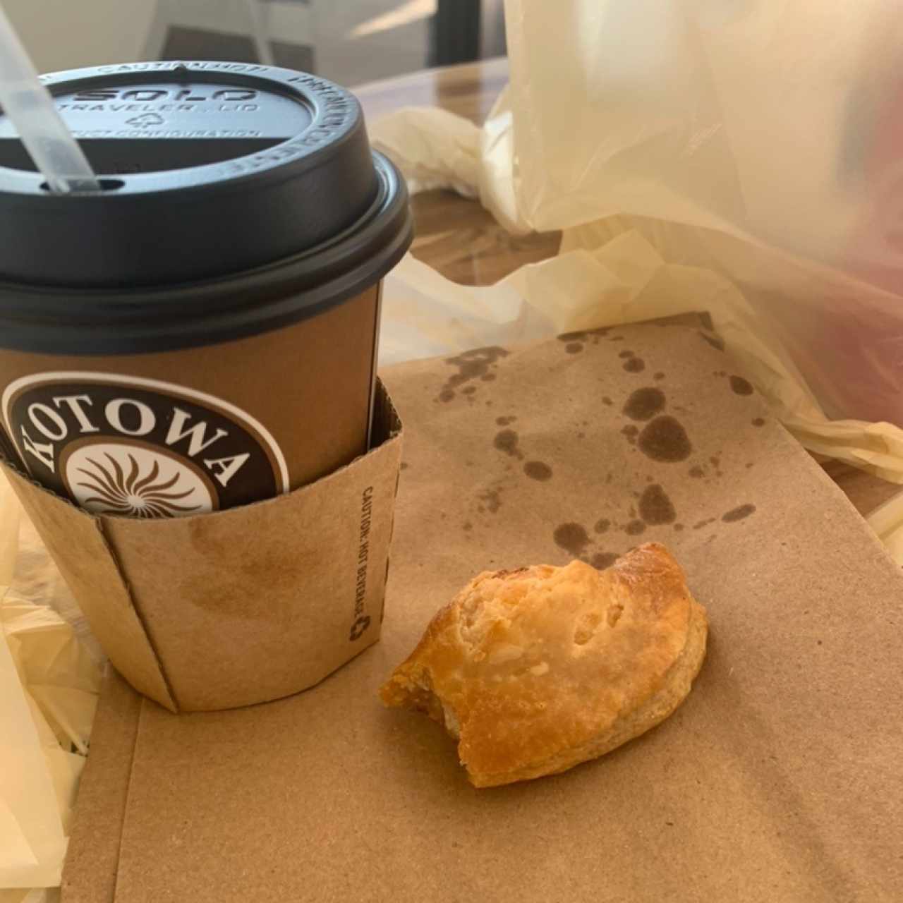 Empanada de Queso Ahumado  con Chai de Especias 