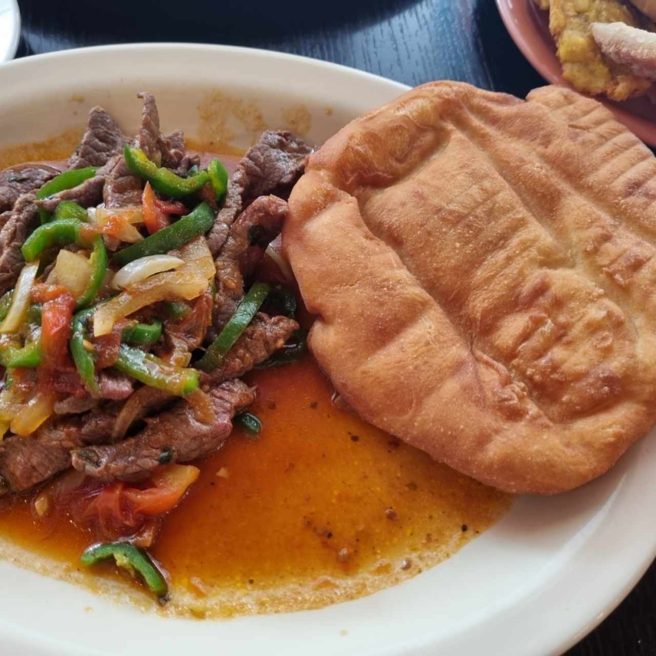 Desayuno - Bistec Encebollado