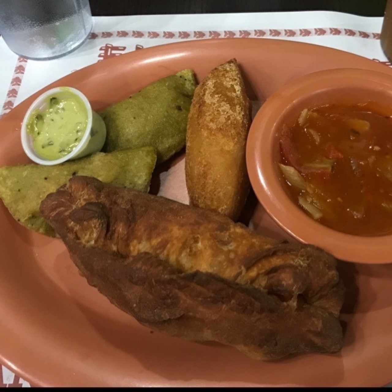 chori hojadre, empanadas de platano, carimañola.