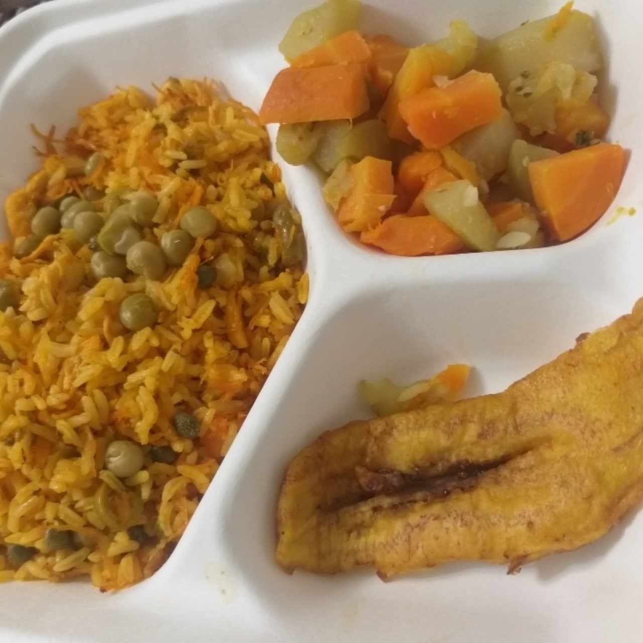 Arroz con Pollo