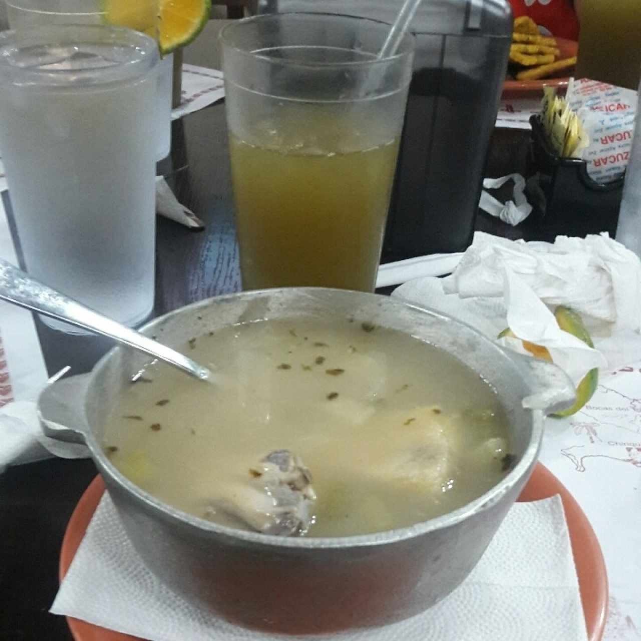 Sancocho.El guarapo de caña