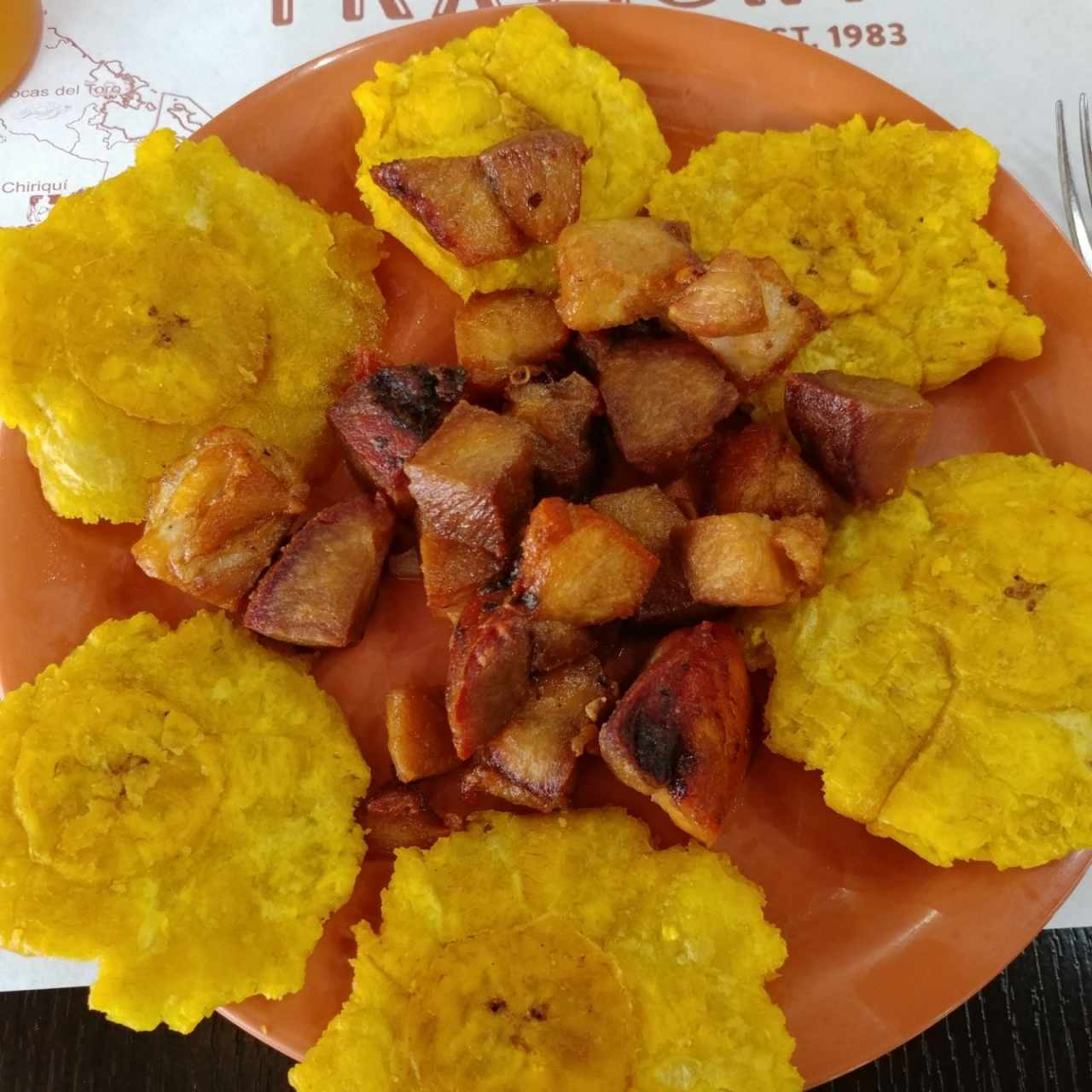 puerco con Patacones