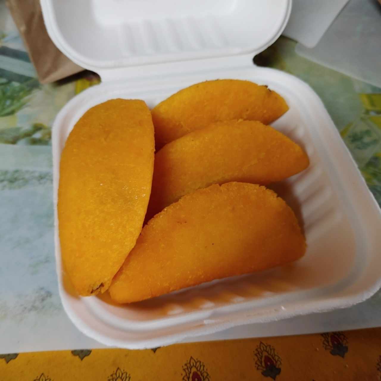 Frituras - Empanada de Maíz carne molida