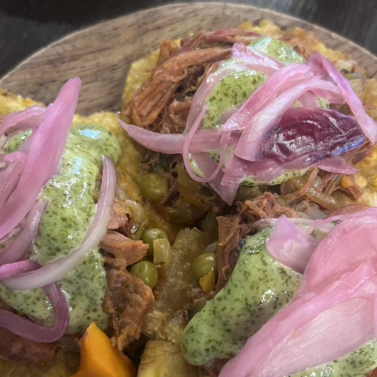 Patacones con ropa vieja