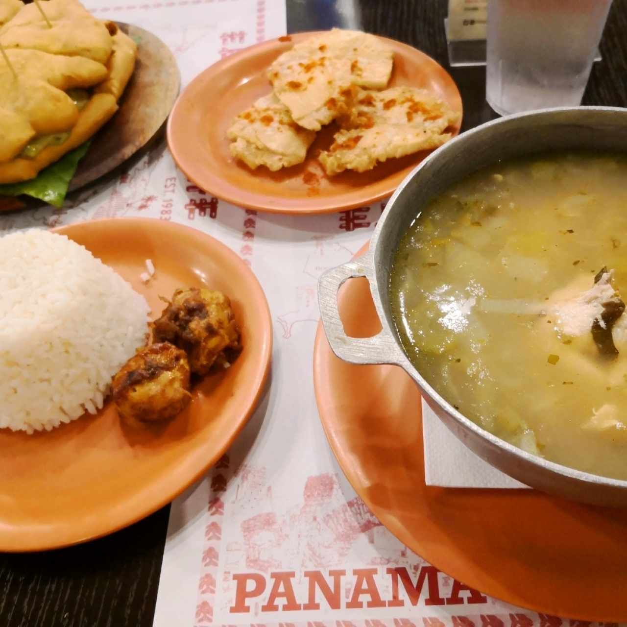 sancocho con arroz