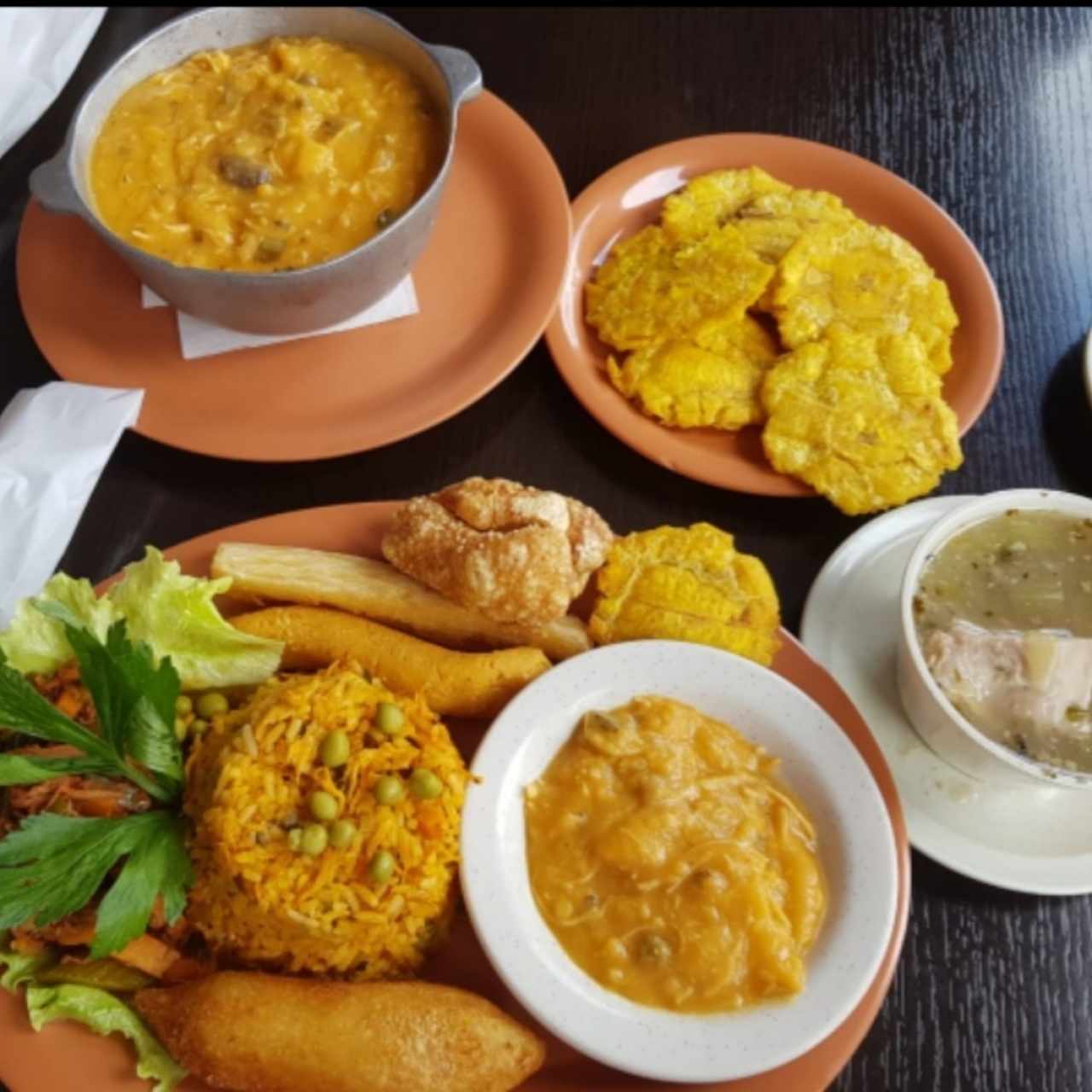 Fiesta Panameña + Tamal de Olla