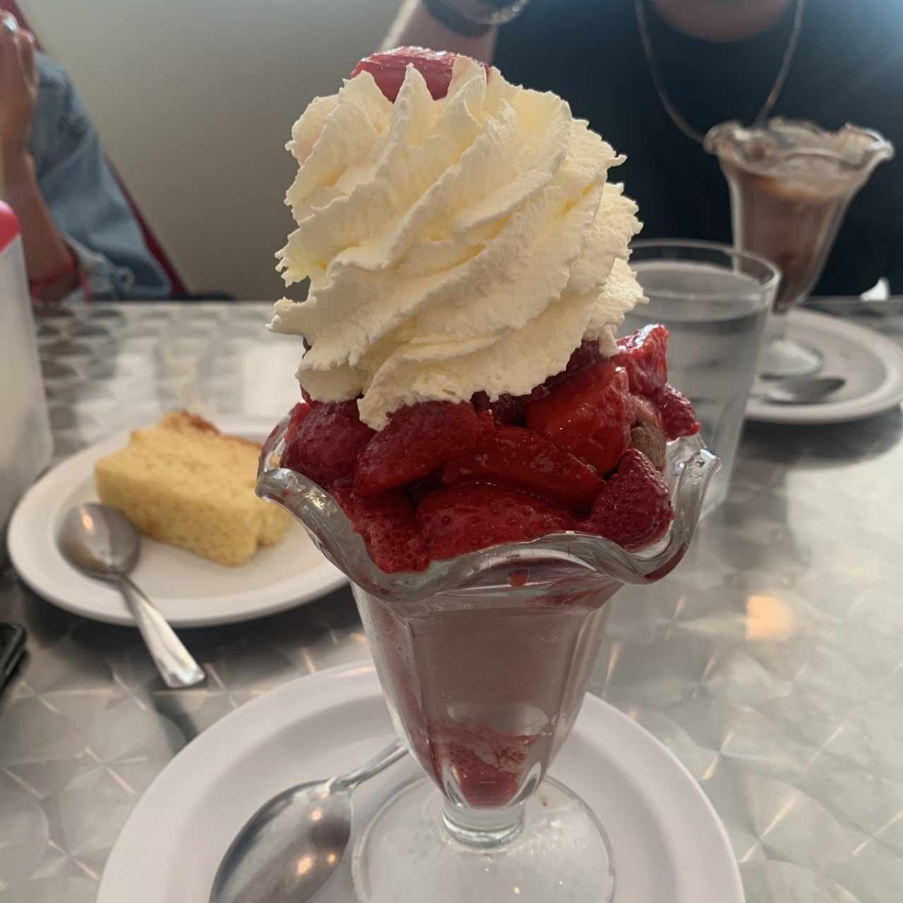 Sundae de Fresas con Helado