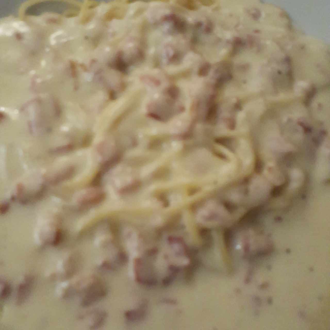 a la carbonara spagetti