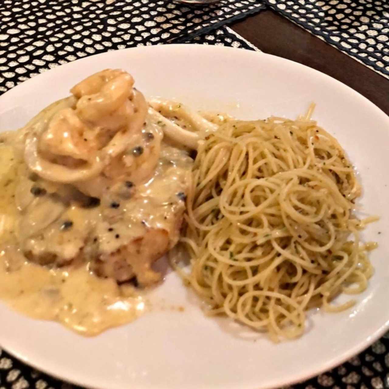 corvina mediterranea con pasta al oleo 