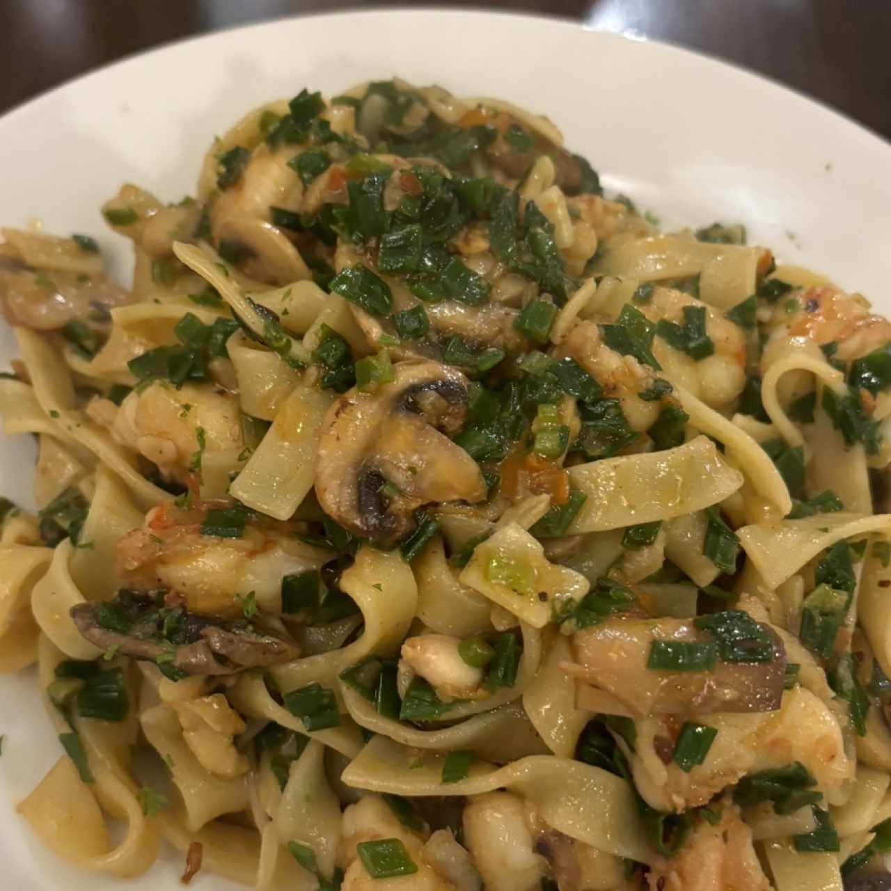 Pasta de langostinos y peperoncini 