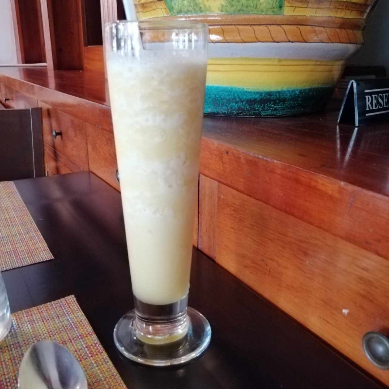 Delicioso licuado de piña natural