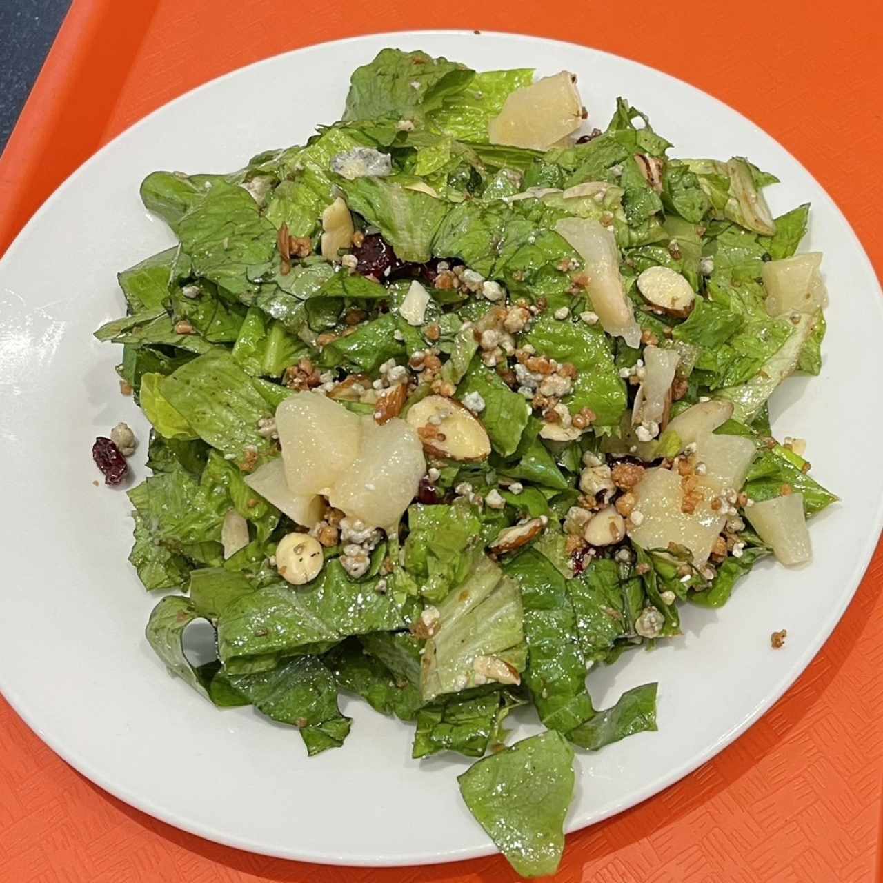 Ensalada verde con nueces