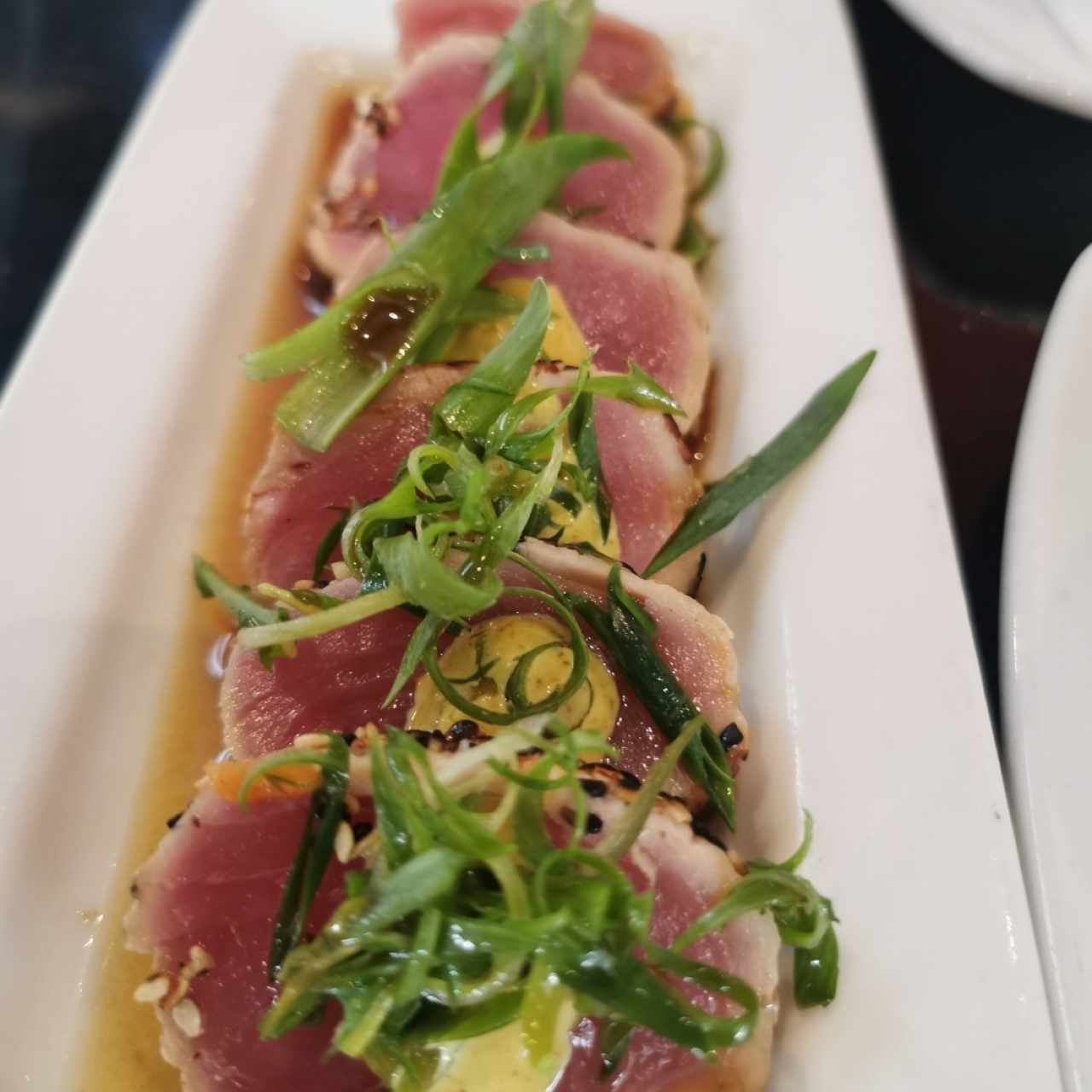 Entradas Frías - Tuna Tataki