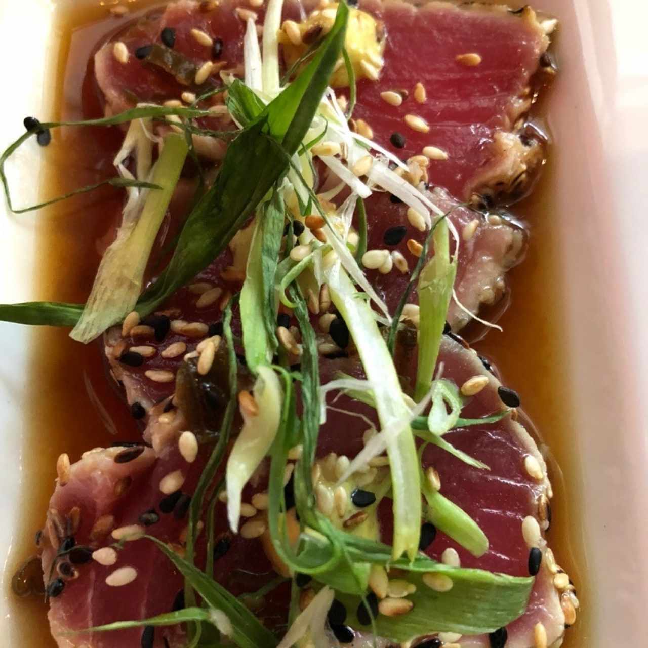 Entradas Frías - Tuna Tataki