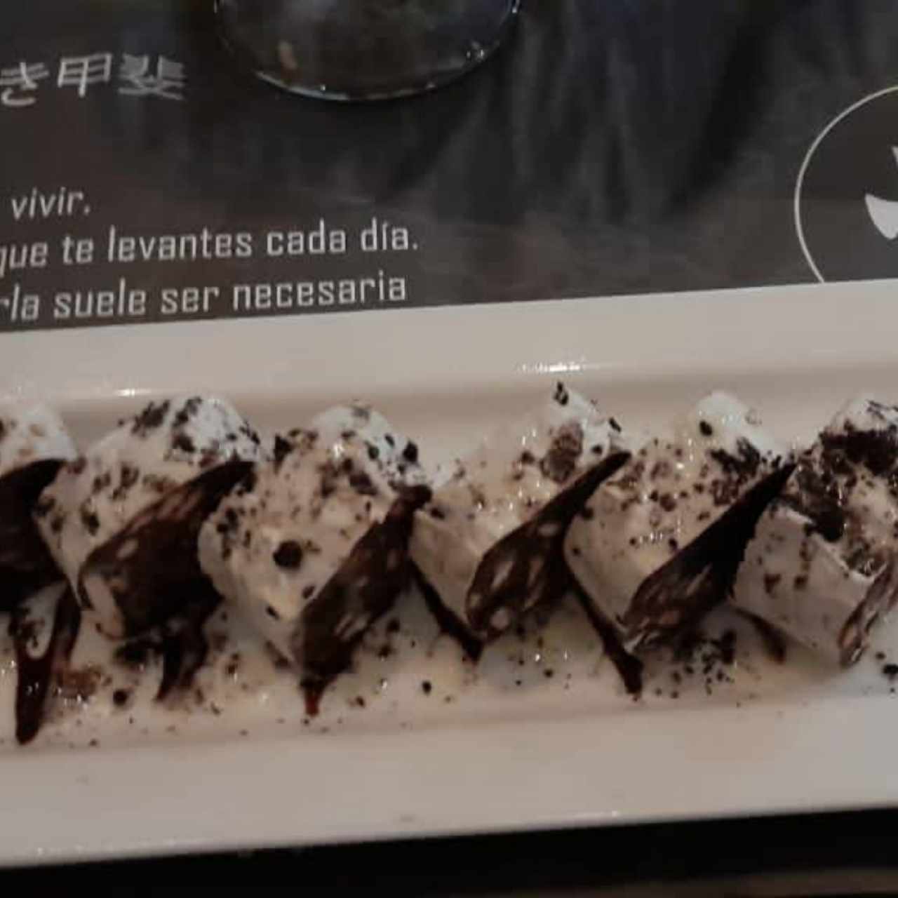 Cookies `n Cream Roll