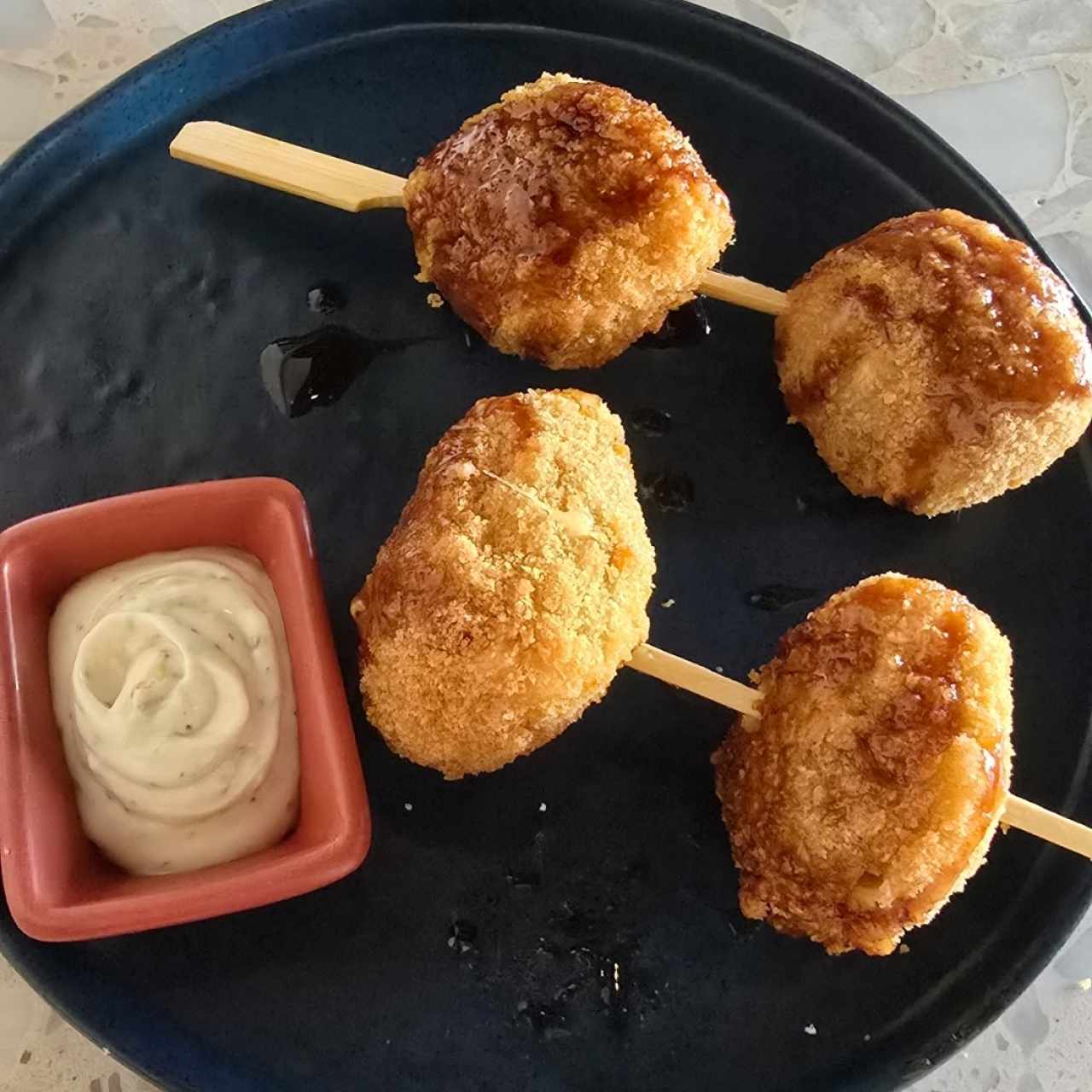 Brochetas de Plátano y Queso