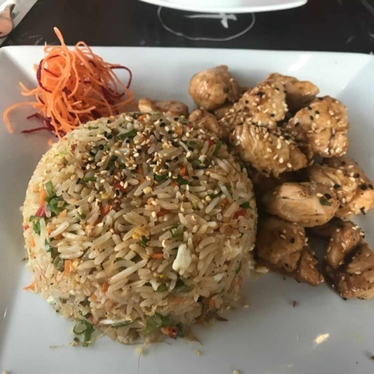 Yakimeshi - Pollo