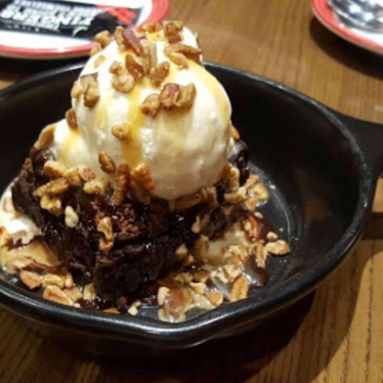 brownie con helado