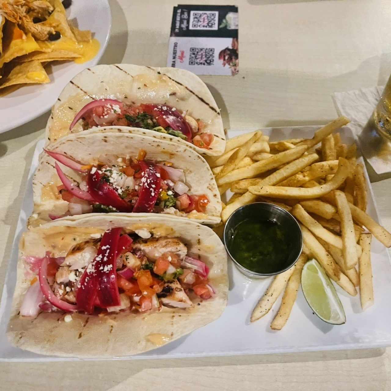 Tacos de pollo a la plancha