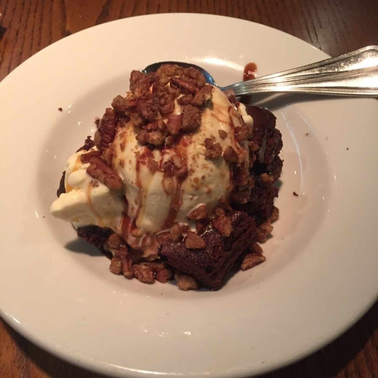 brownie con helado