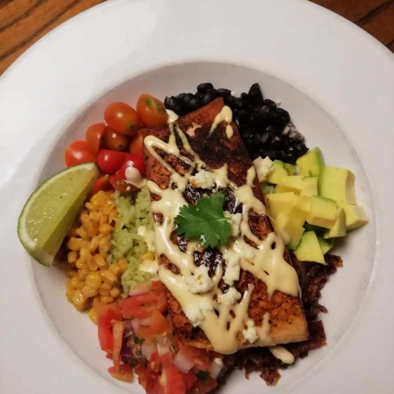 salmón grill mexican bowl