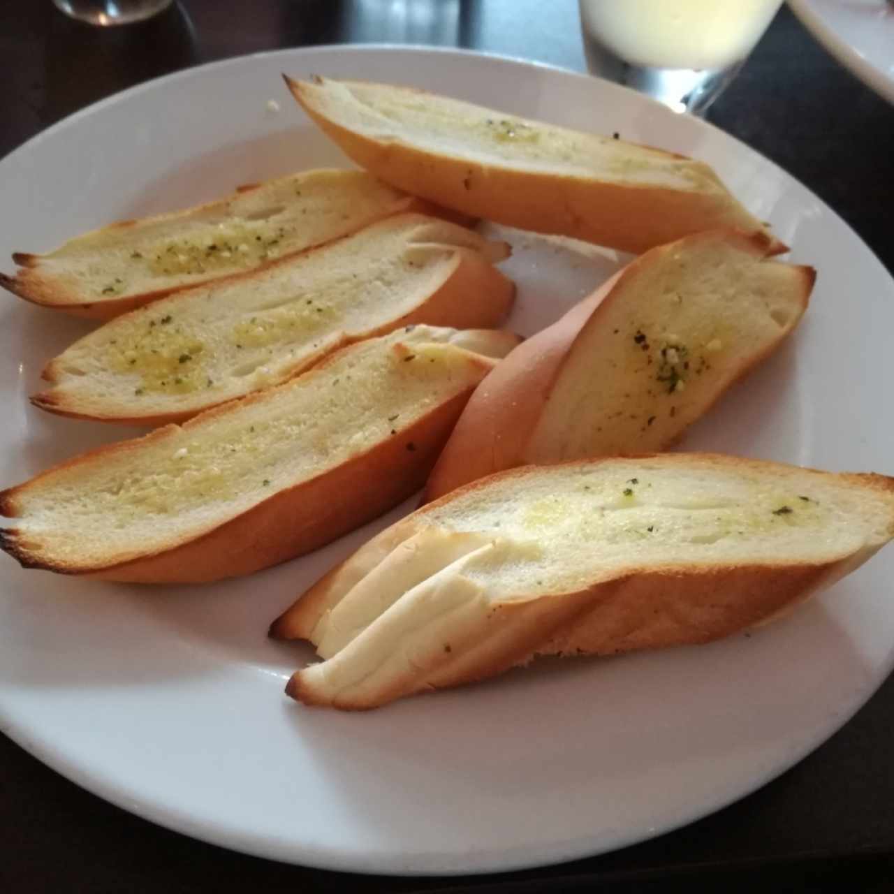 Pan de ajo.