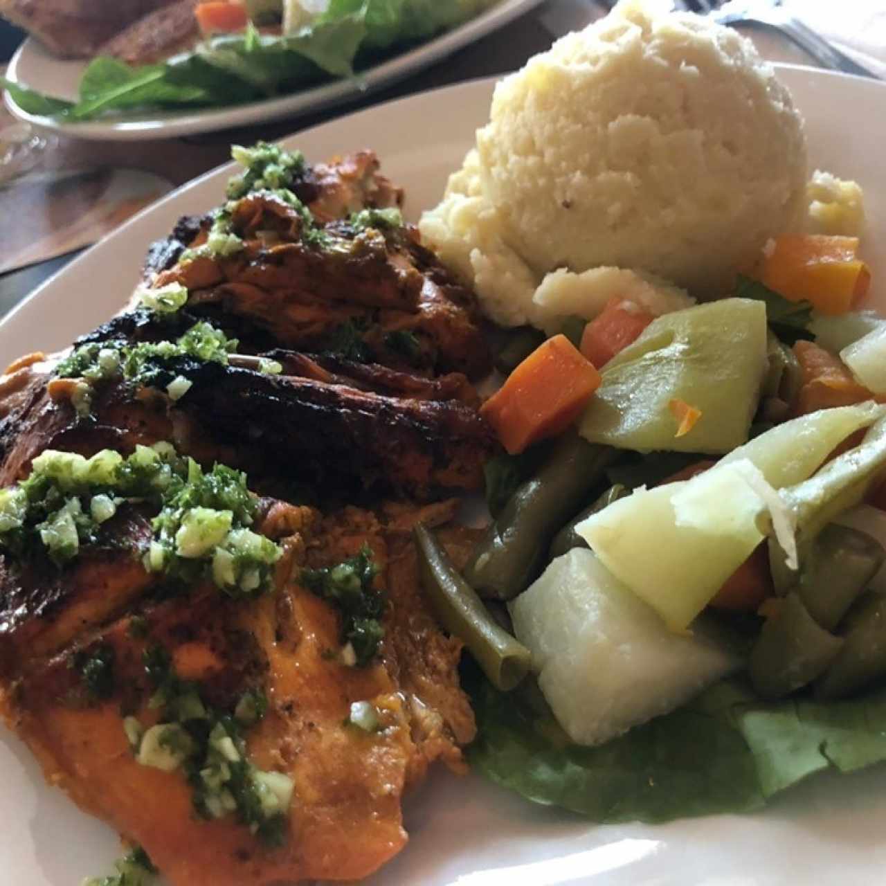 pollo asado con puré