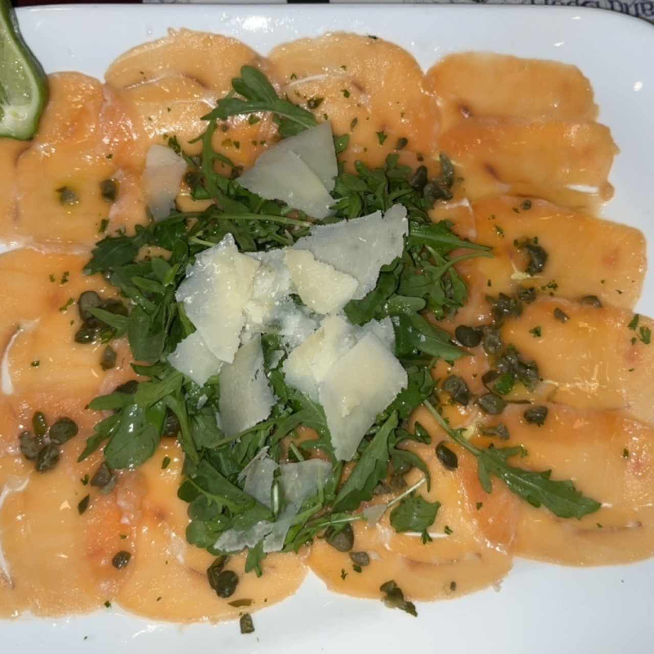 Entradas - Carpaccio de Salmón