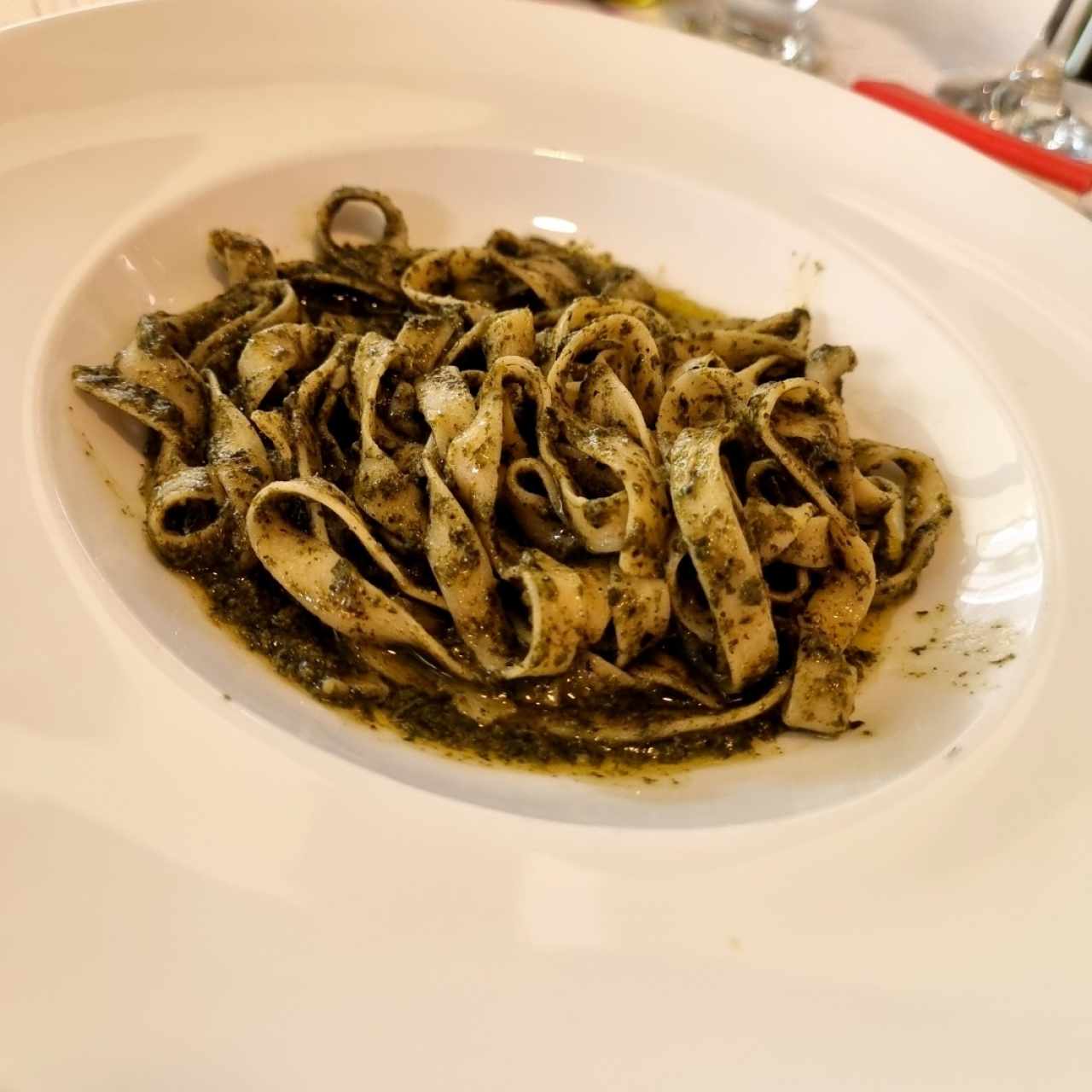 Fettuccine al pesto