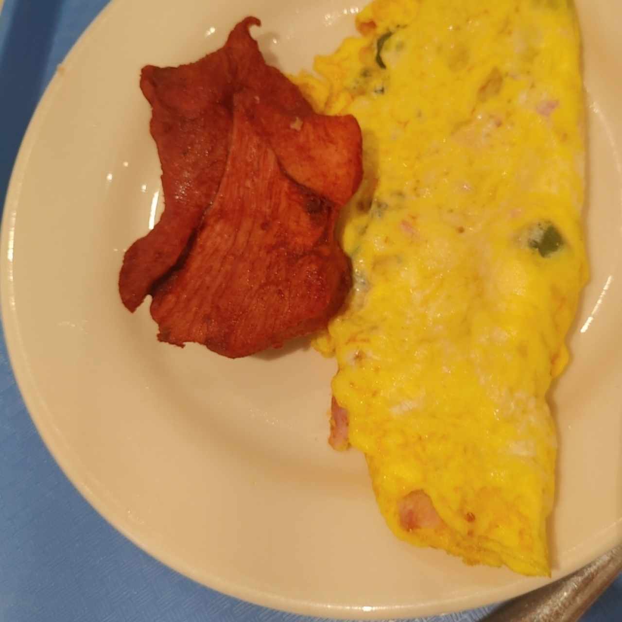 omelette y tasajo