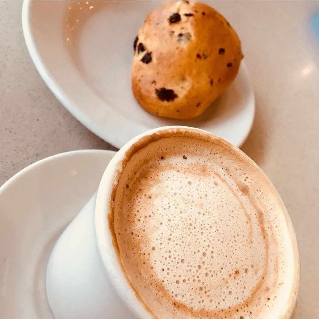 Pan Brioche y Café con Leche 