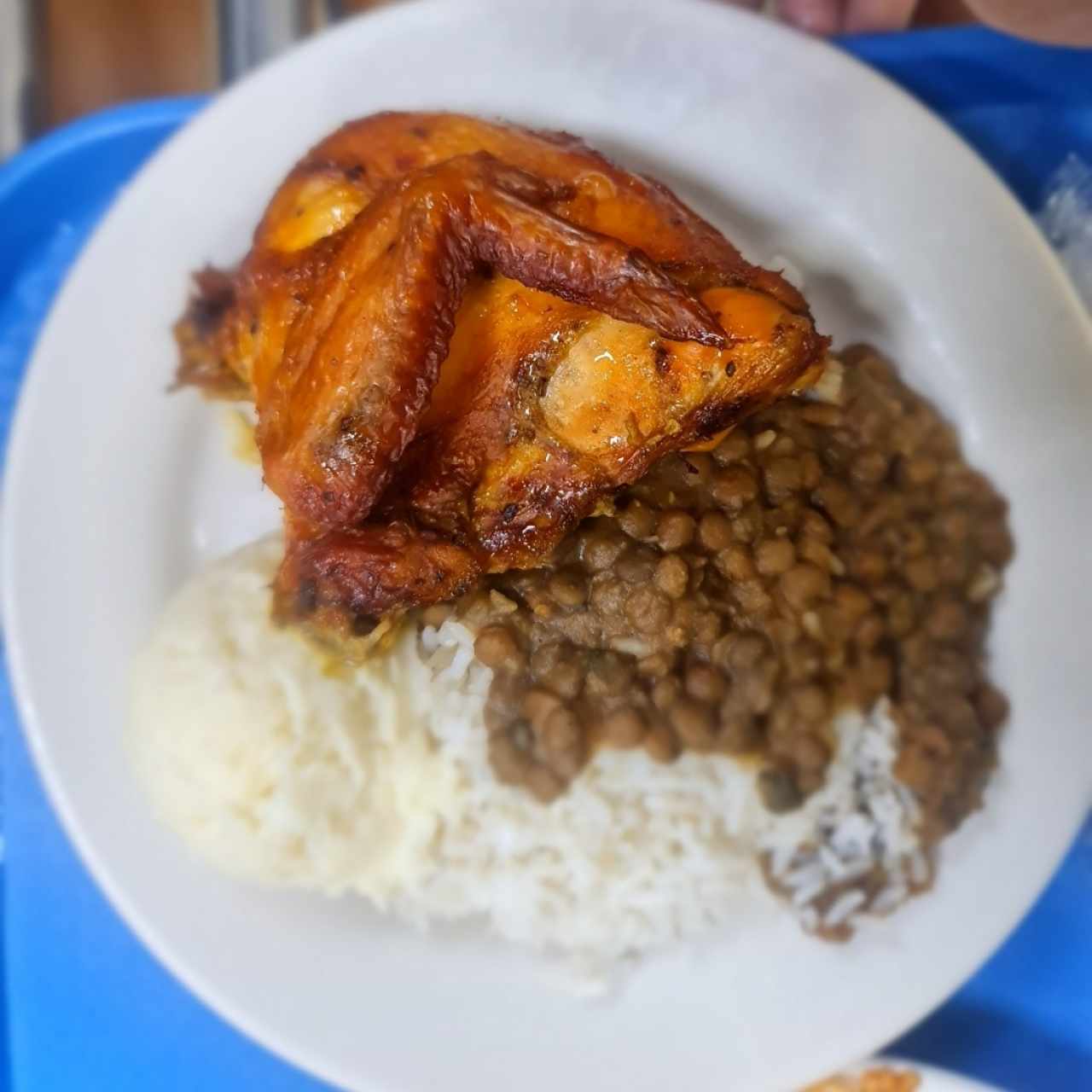 Puré y pollo asado