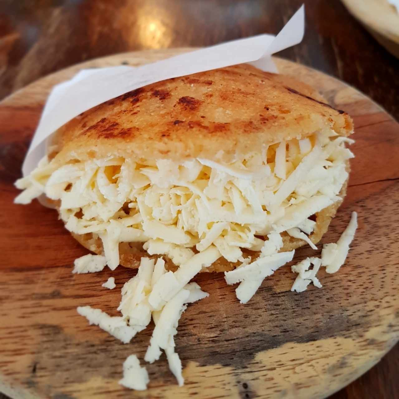 Arepa de Chicharrón