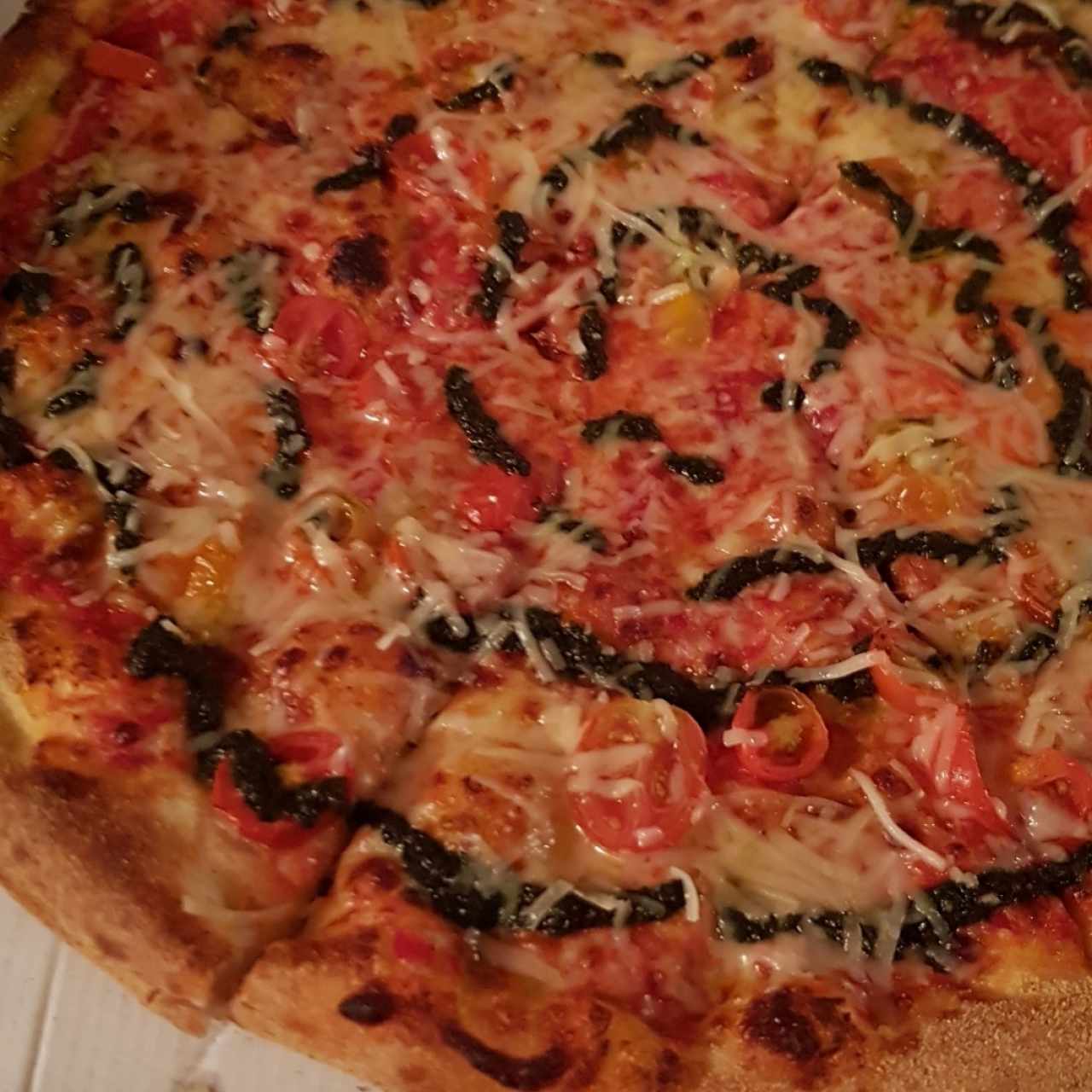 pizza de pesto familiar