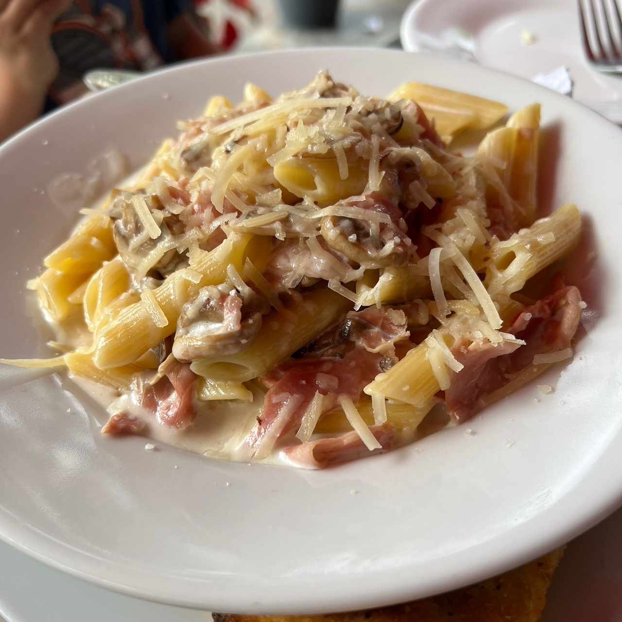 Pastas - Prosciutto e Funghi