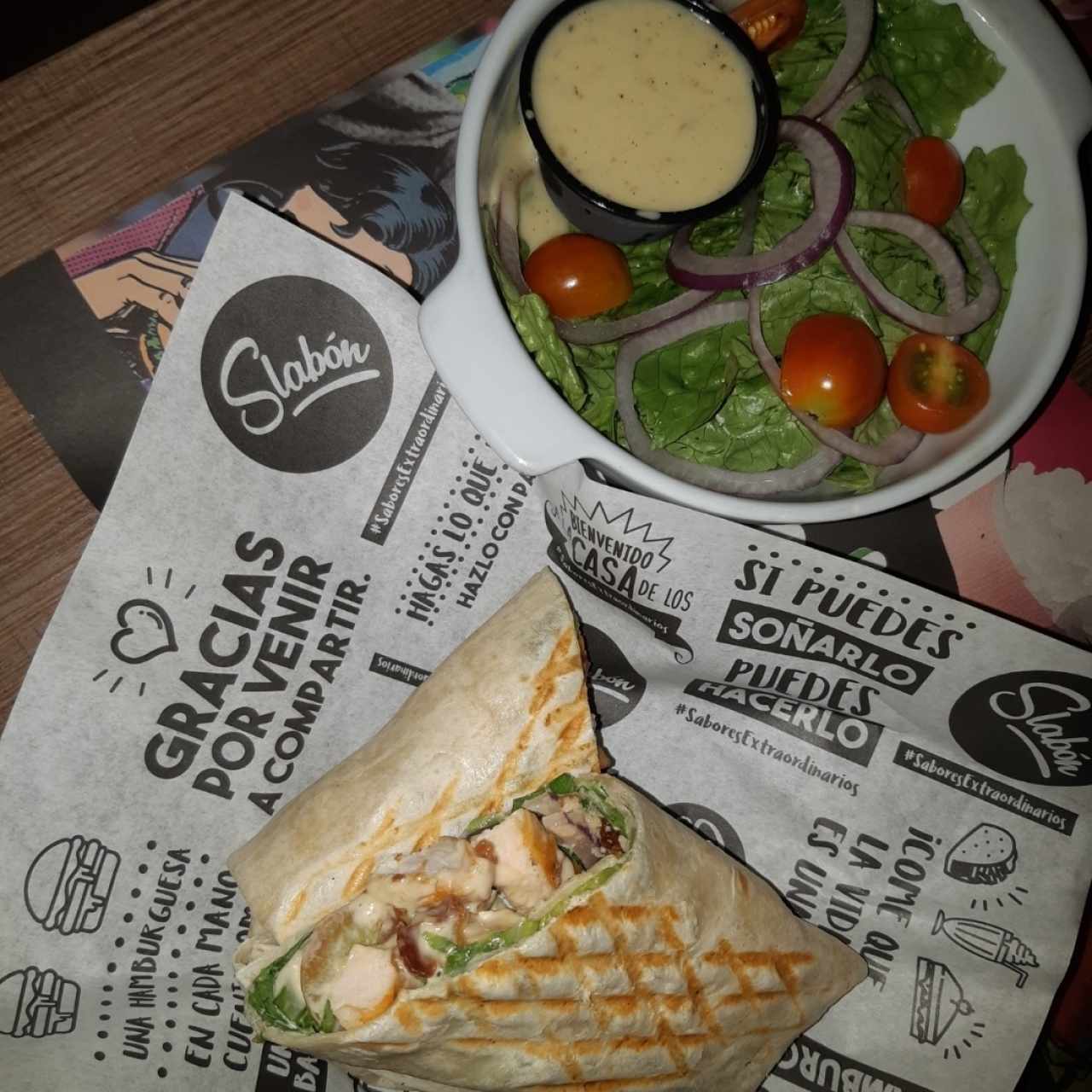 wrap de pollo Cesar co ensalada