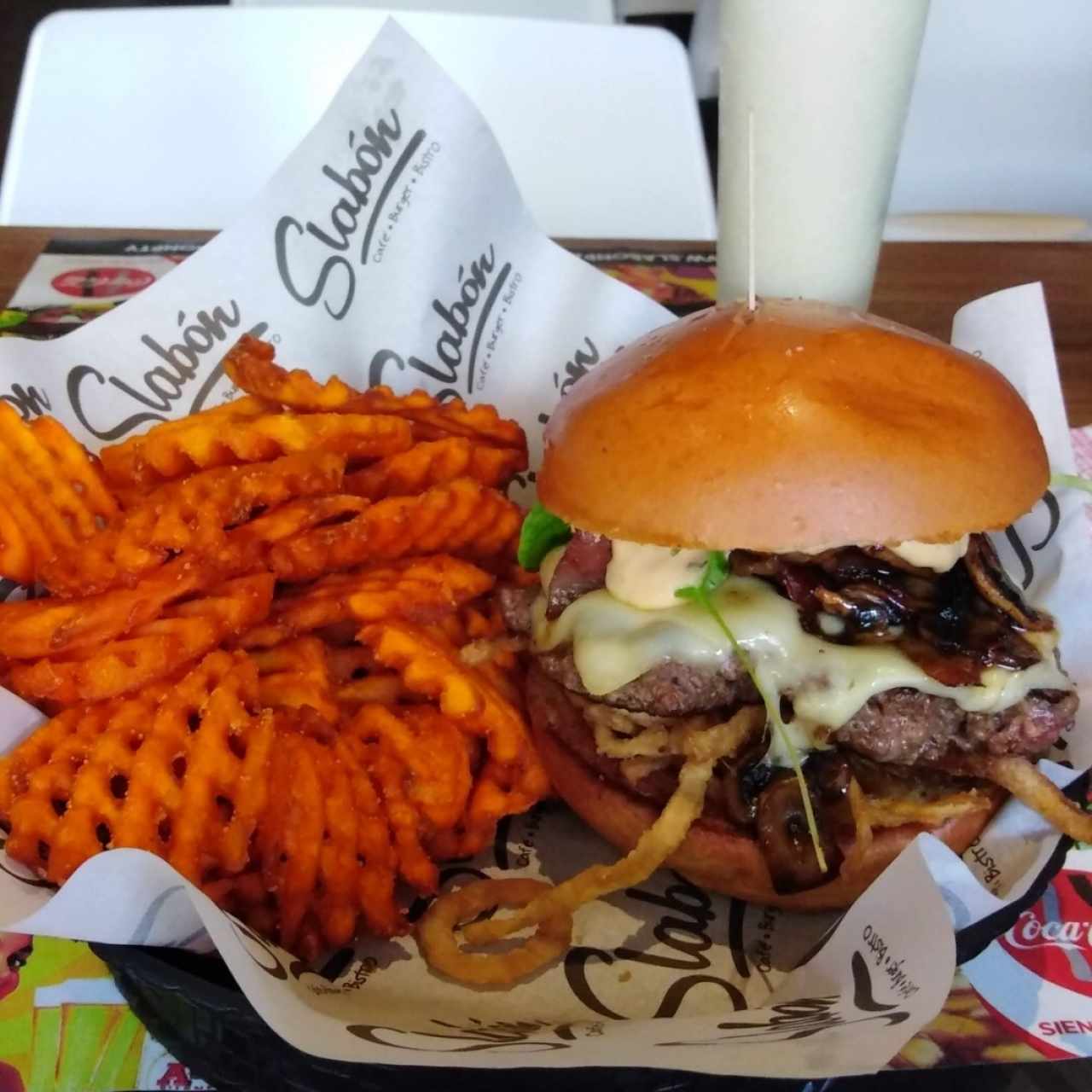 Top Burgers - Ayala Trufa