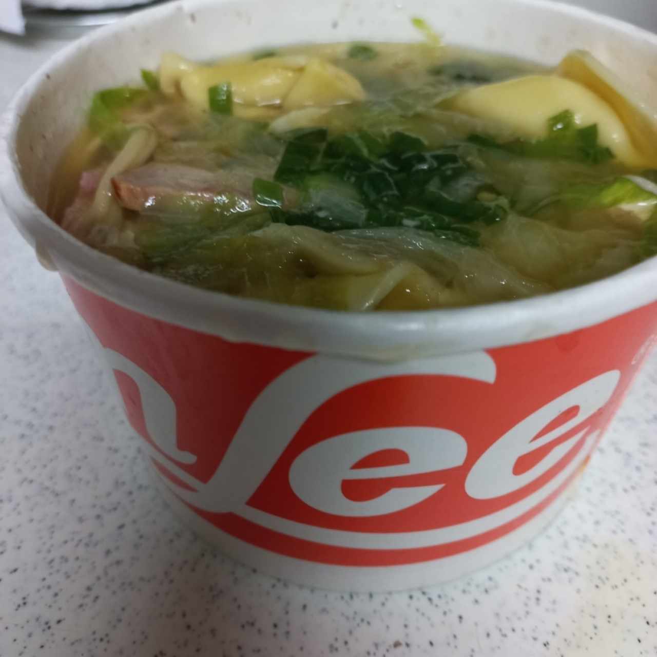 Sopa de wanton