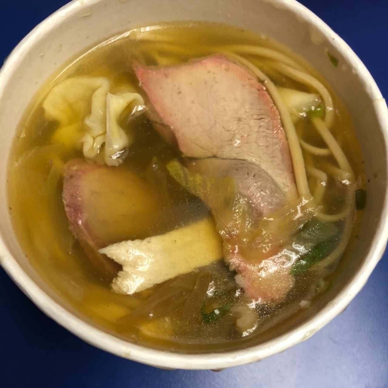 sopa de wanton