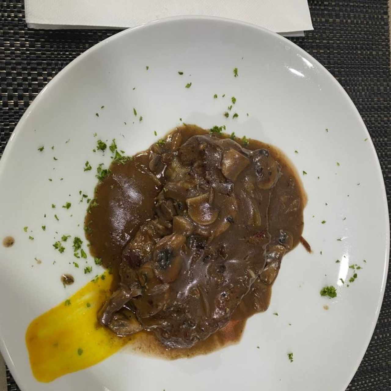 Filete de res con hongos