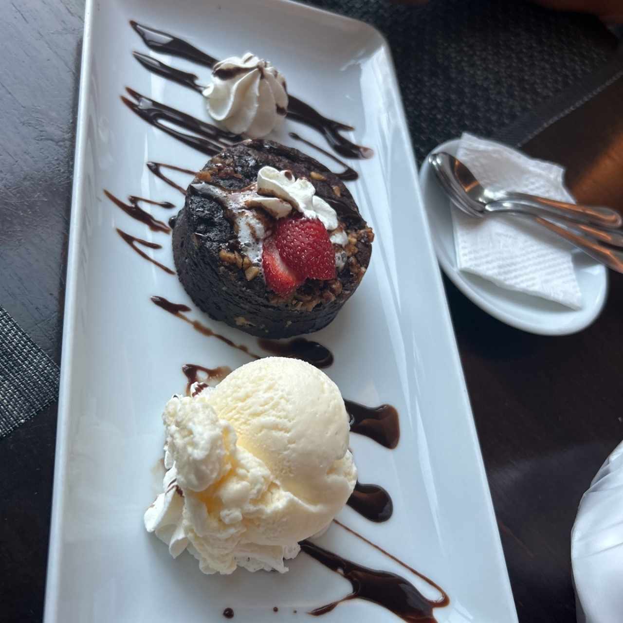 Brownie de Nueces y Helado