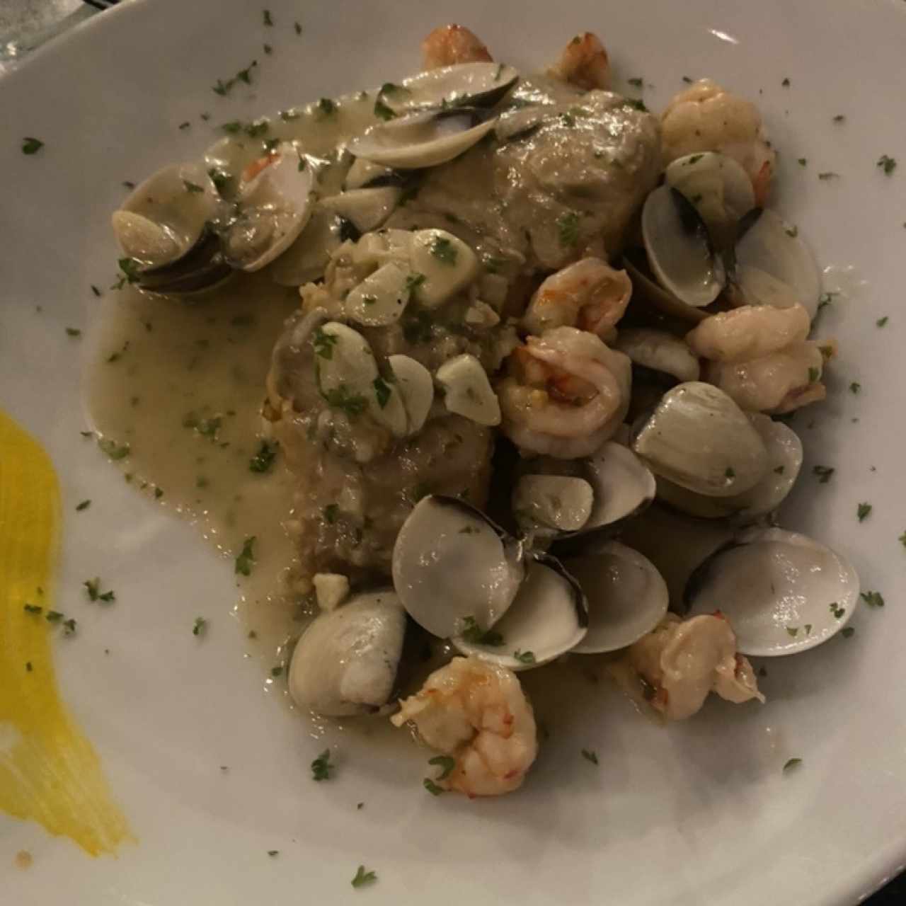 Corvina a la Vasca