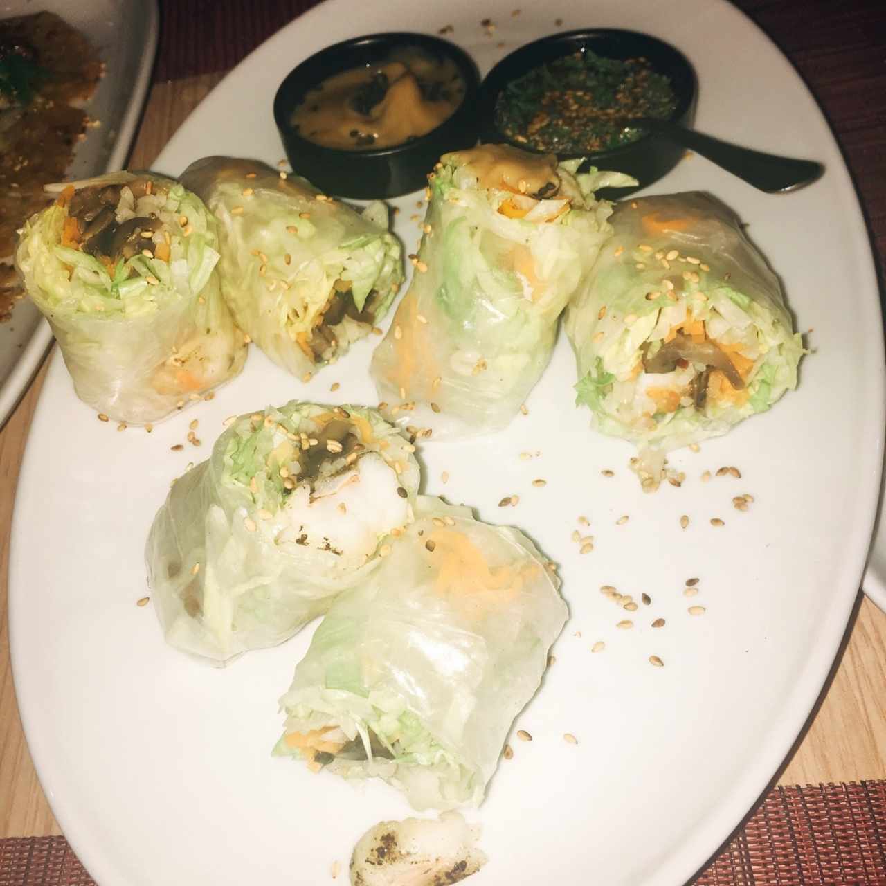 Vietnamesse summer rolls (camarones, pollo o solo vegetales)