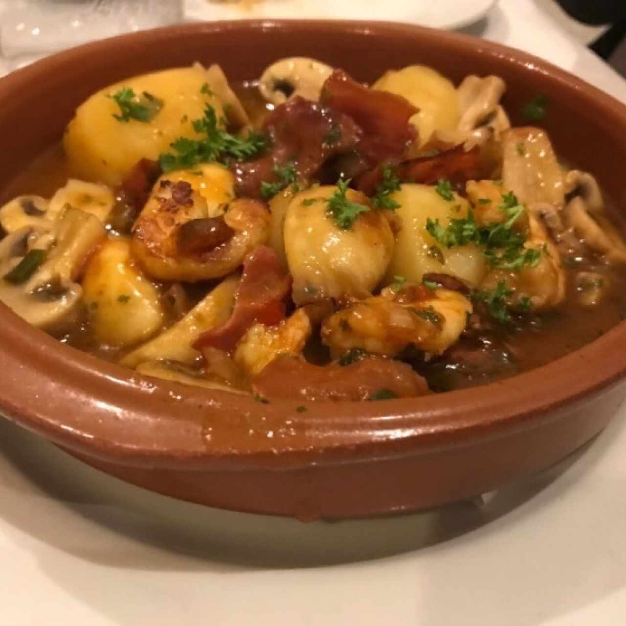 Papas con hongos y Jamón